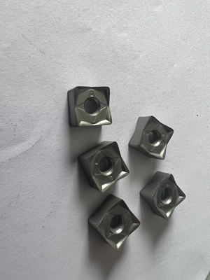 OEM Dökme Demir Tungsten Karbür Freze Uçları Metal Kesme Bıçağı SNMU130508 Kesici Alet Uçları