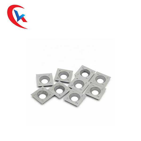 Püskürtme için Kare Ahşap Planya Karbür Uçlar 15*15*2.5mm 14*14*2mm