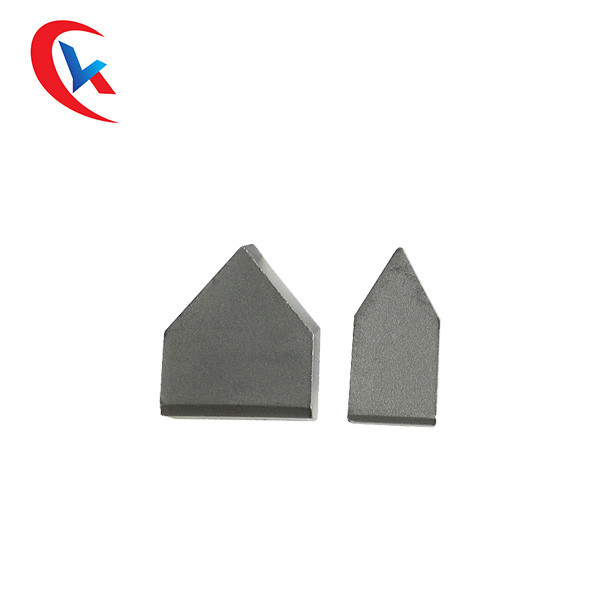 Koyu Gri Torna Tungsten Karbür Uçlu Aletler Özelleştirilmiş Tungsten Karbür Aşınma Parçalarına Dirençli Aşınma